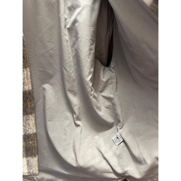 RARE Revolve Saylor Layton Plaid Jacket Gray Wool Shacket S Preppy Quiet Luxury - Picture 9 of 9